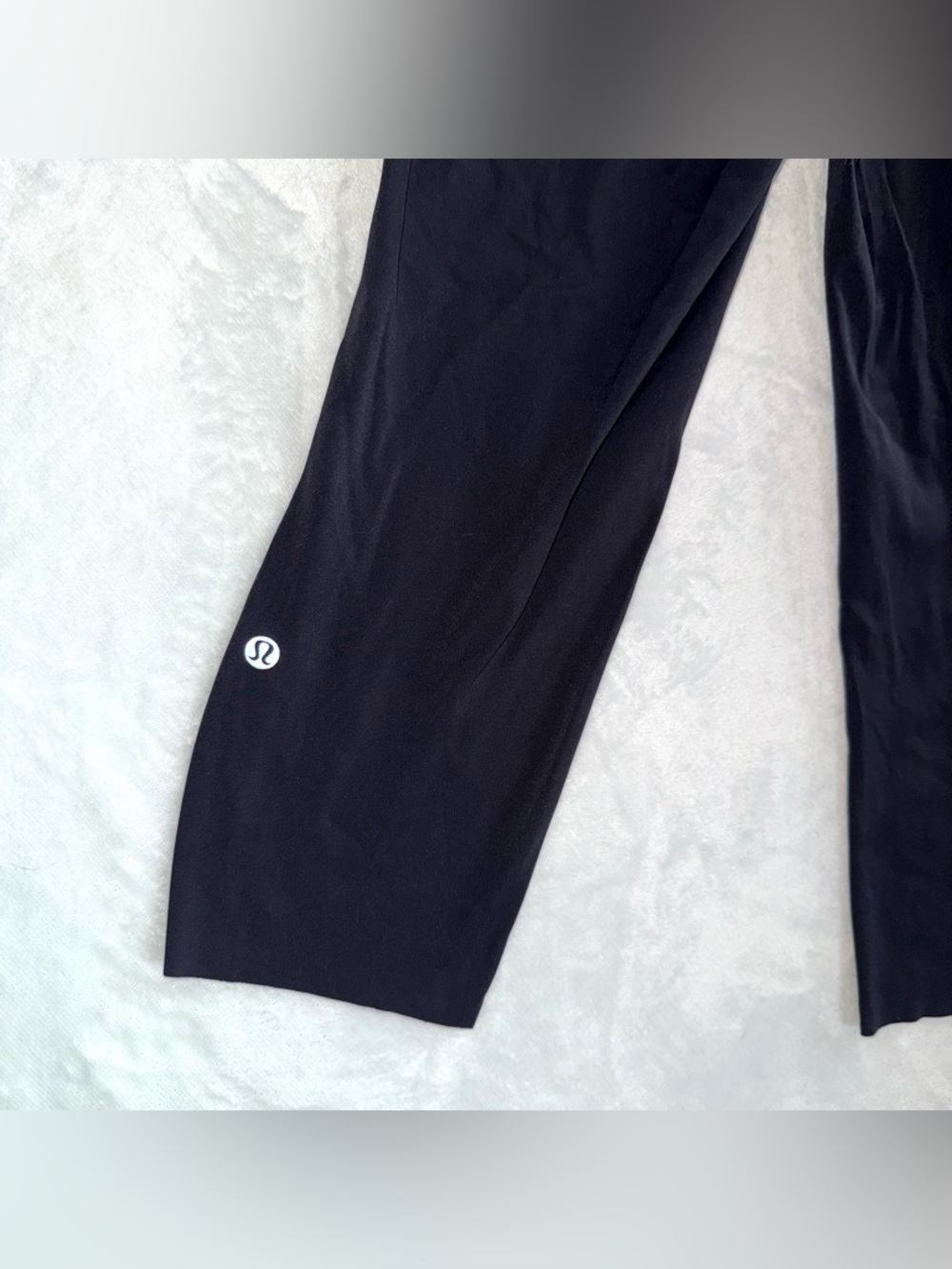 LULULEMON Base Pace High Rise Crop Legging 23” in Black size 14 - Picture 5 of 7